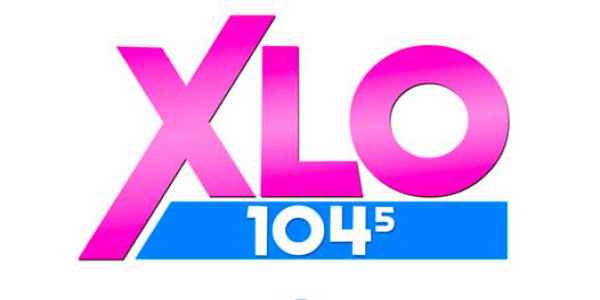   104 5 XLO EN  DESDE ESTADOS UNIDOS MASSACHUSETTS